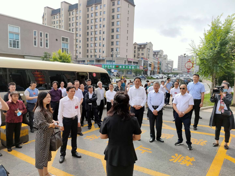 07敦化公司接待国家级向导旅行考察_副本.jpg 07敦化公司接待国家级向导旅行考察_副本.jpg