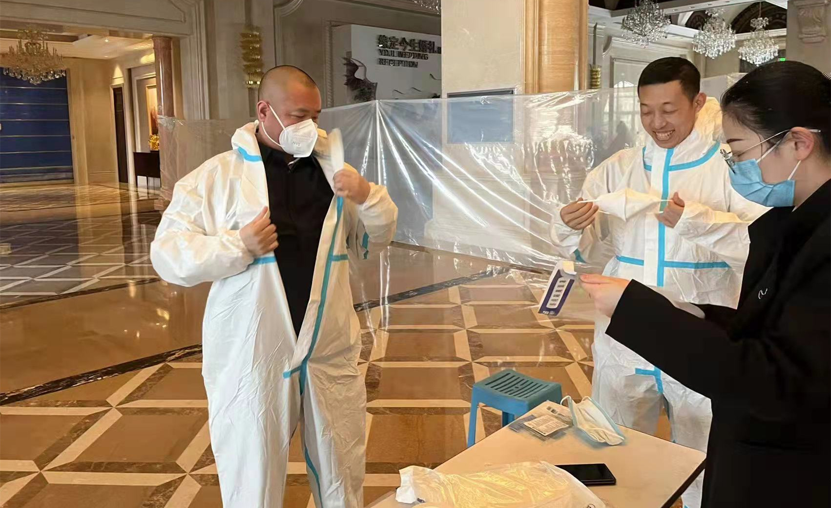 8.总司理沈祥亲至一线安排抗疫事情排_副本.jpg 8.总司理沈祥亲至一线安排抗疫事情排_副本.jpg