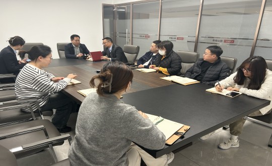 15.康养地产公司召开2024年度麻将胡了视野通讯员事情聚会_副本.jpg