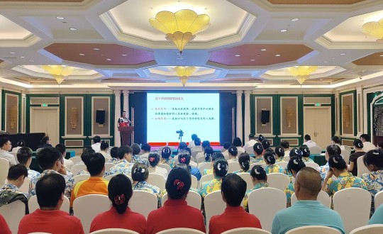 12.旅馆公司组织开展“应急抢救专题培训”_副本.jpg
